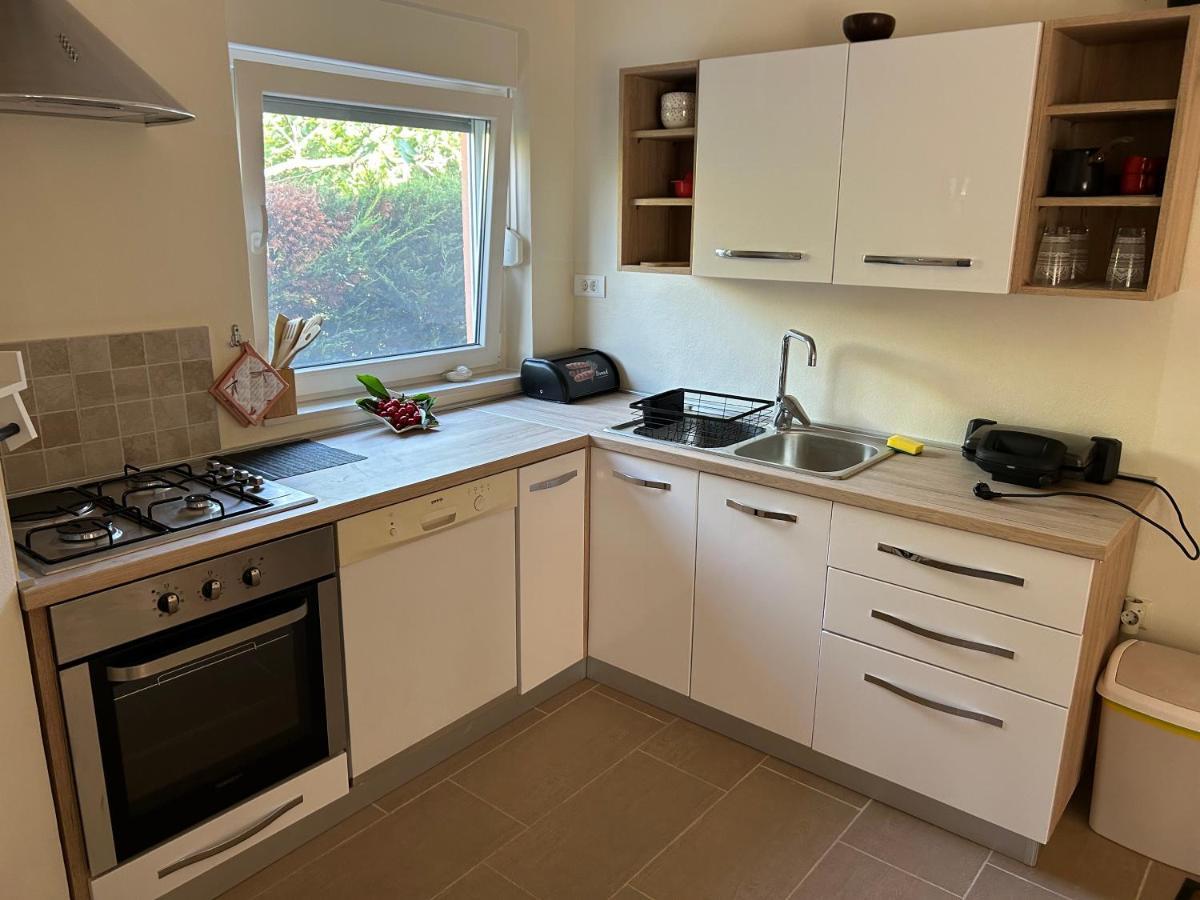 Dora House With Wifi And Outdoor Swimming Pool Pula
